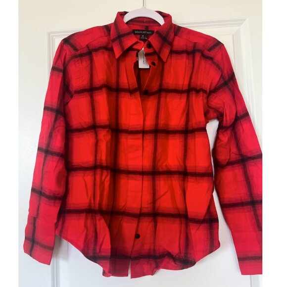 Banana Republic Classic Collared Holiday Red Black Plaid Top - Picture 2 of 3